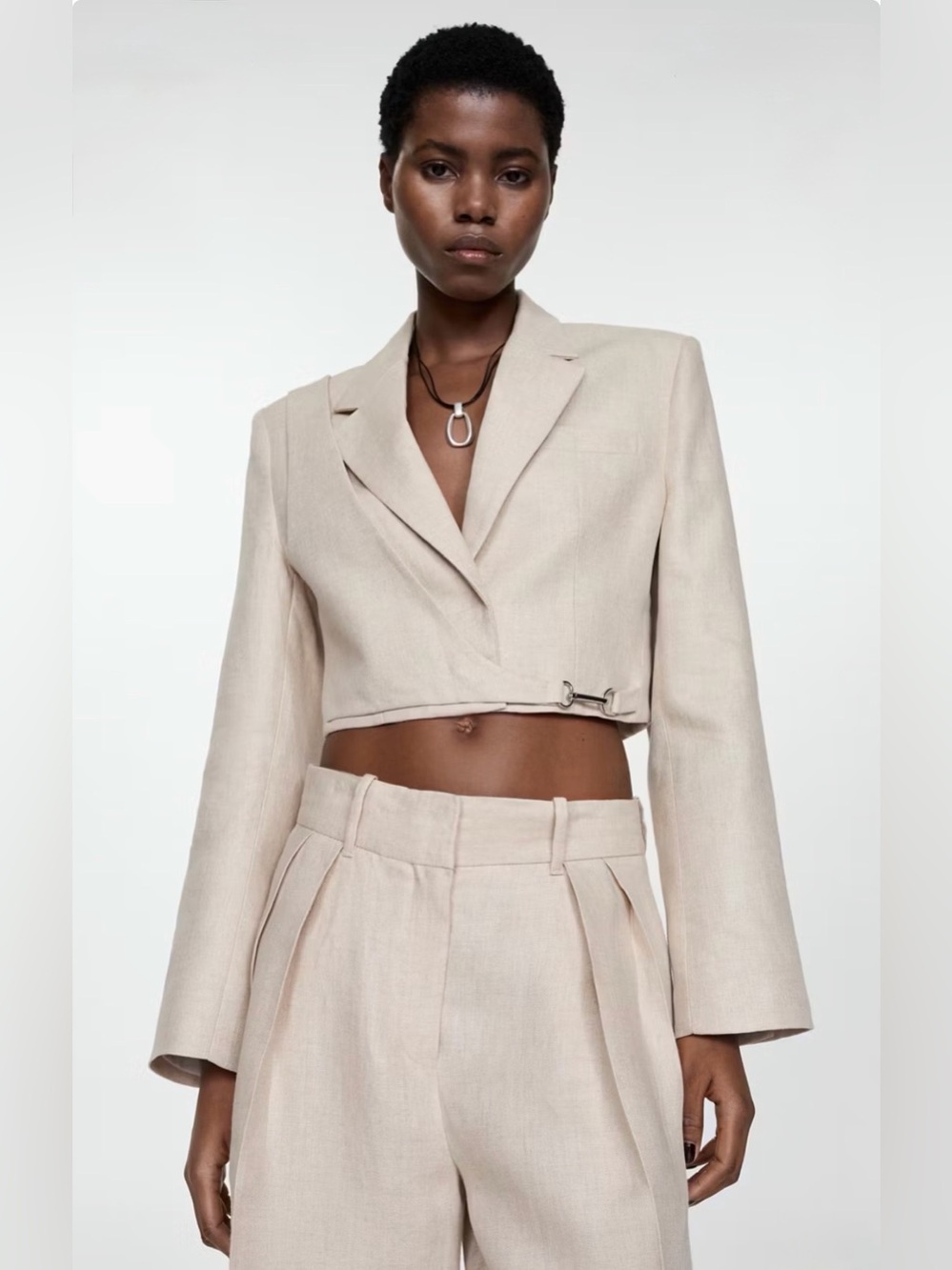 Mango Cropped 100% Linen Blazer in Beige